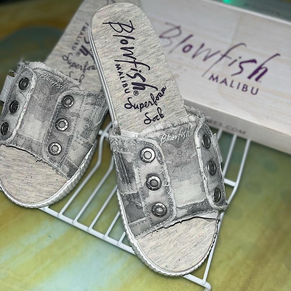 BlowFish Malibu Freshno Glay Splatter Camo Slides